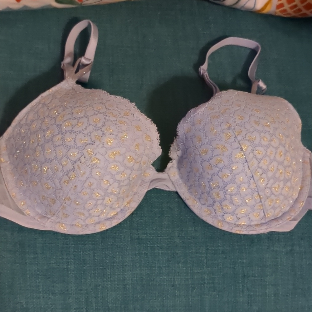 Like-new VS brassiere